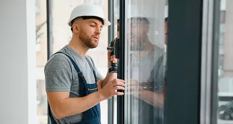 Glass Door Repair in Jasmine Estates, FL