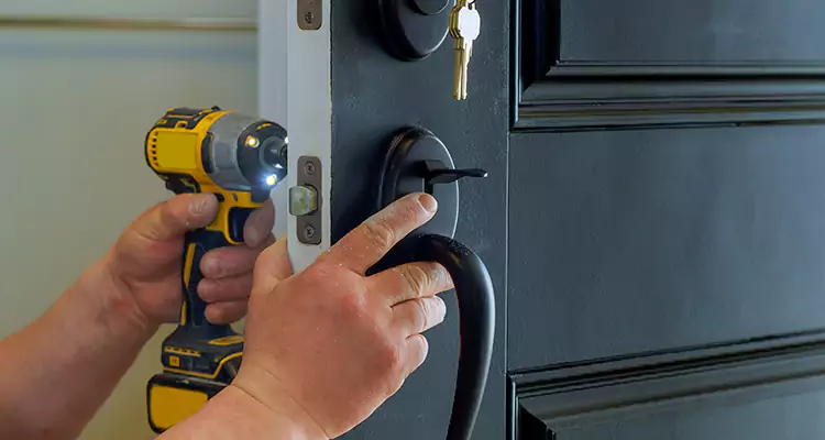Comprehensive Door Lock Repair Services in Jasmine Estates, FL