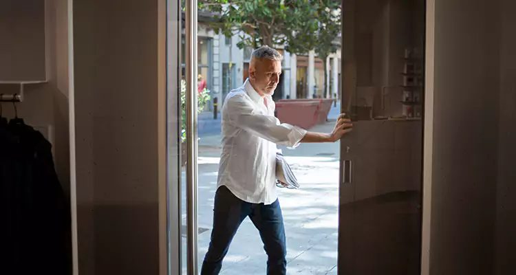 Reliable Pella Patio Door Repair Services for Opening Issues in Jasmine Estates, FL