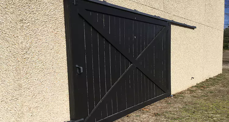 Sliding Barn Door Stuck Maintenance in Jasmine Estates, FL